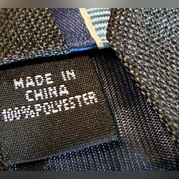 Haggar Men’s Striped Polyester Tie Gray & Blue | 57” | Excellent Condition - Picture 4 of 6